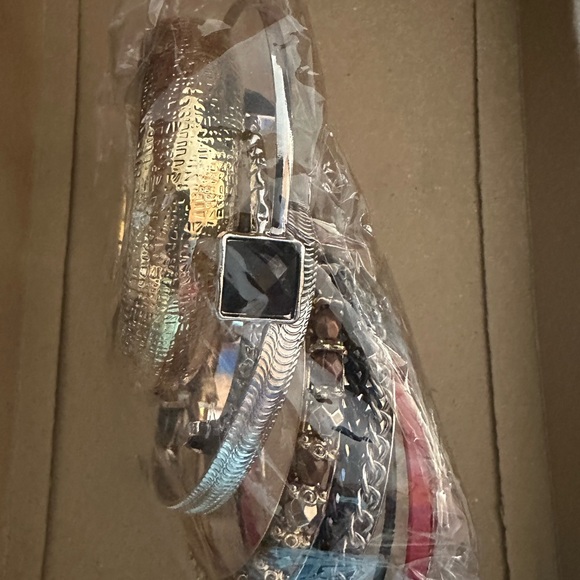 Bangles - Picture 9 of 10